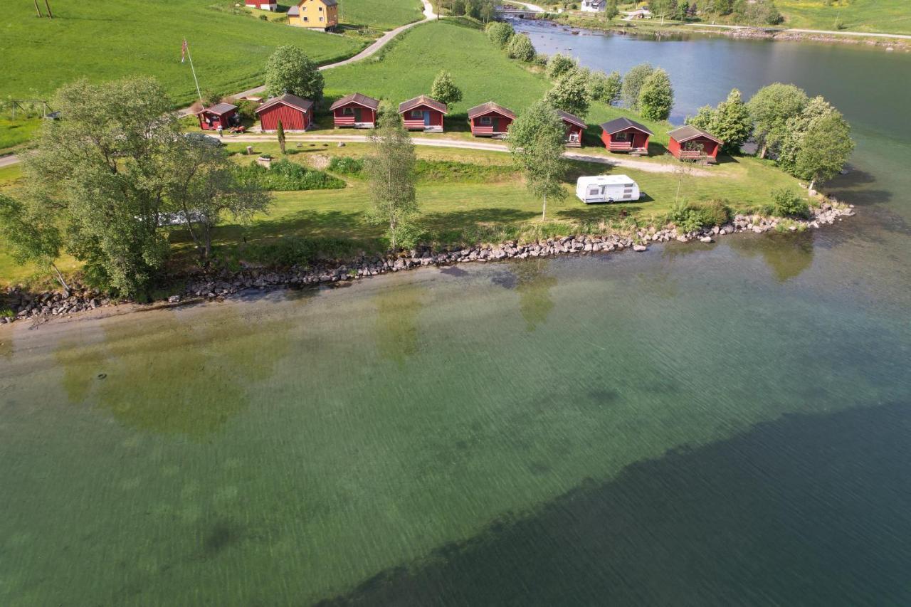 Loken Camping - Trivelig Og Idyllisk Ved Vannet Hotel โอลเดน ภายนอก รูปภาพ