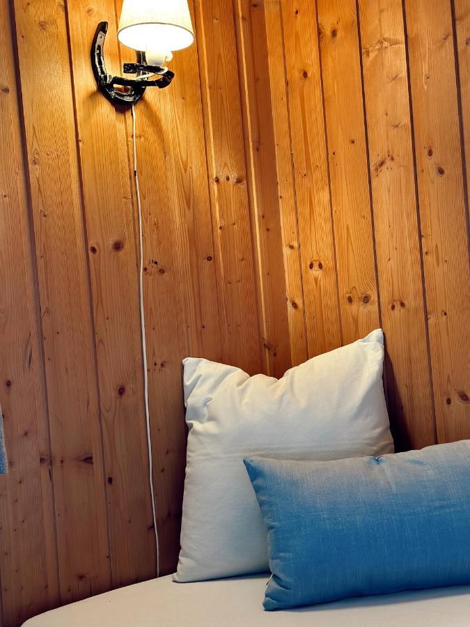 Loken Camping - Trivelig Og Idyllisk Ved Vannet Hotel โอลเดน ภายนอก รูปภาพ