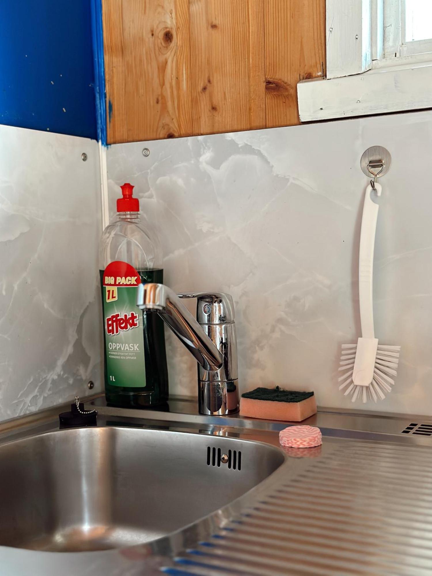 Loken Camping - Trivelig Og Idyllisk Ved Vannet Hotel โอลเดน ภายนอก รูปภาพ