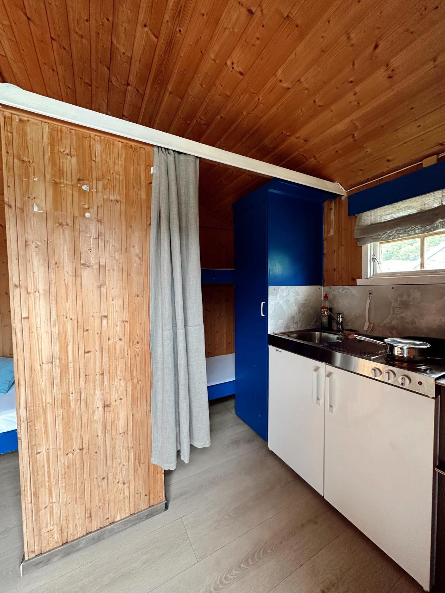 Loken Camping - Trivelig Og Idyllisk Ved Vannet Hotel โอลเดน ภายนอก รูปภาพ